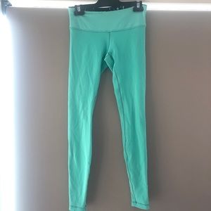 Reversible lululemon leggings